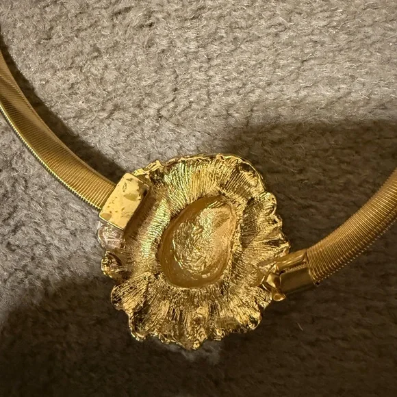 Gold Stretch Lion Head Statement Belt One Size New With Tags - Picture 2 of 4